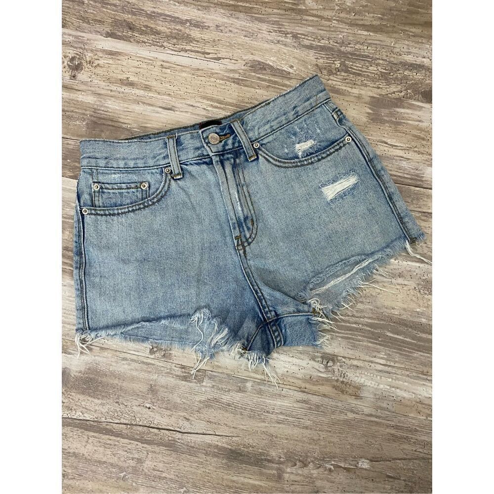 BDG Girlfriend High Rise Jean Shorts Raw Hem Women’s Sz 27 Waist